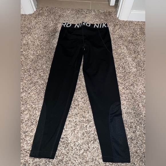 Nike Pants - Nike Pro dri fit